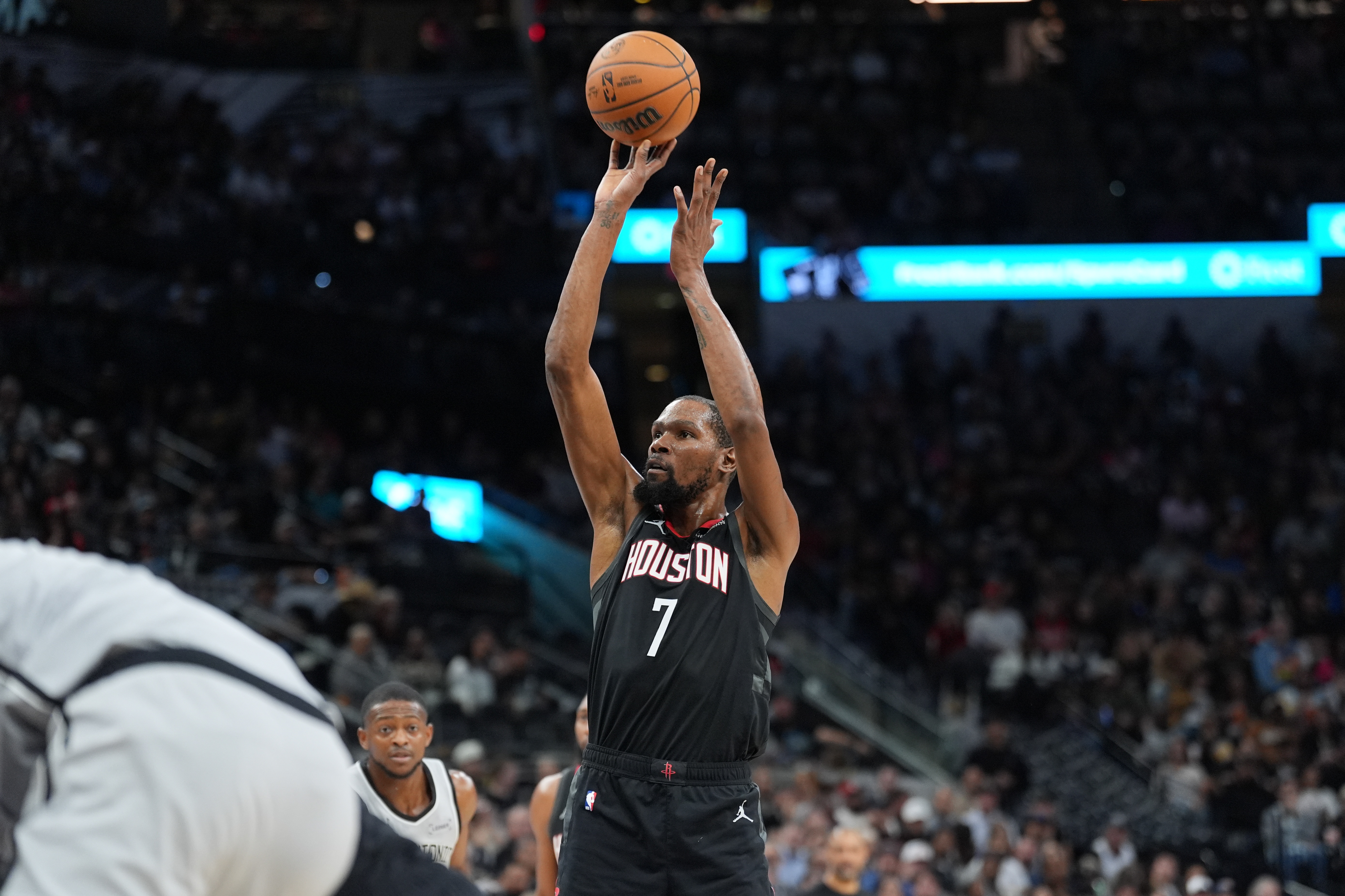 杜兰特生涯第343场至少30分且TS60%+ 历史第二多&amp;詹姆斯411第一